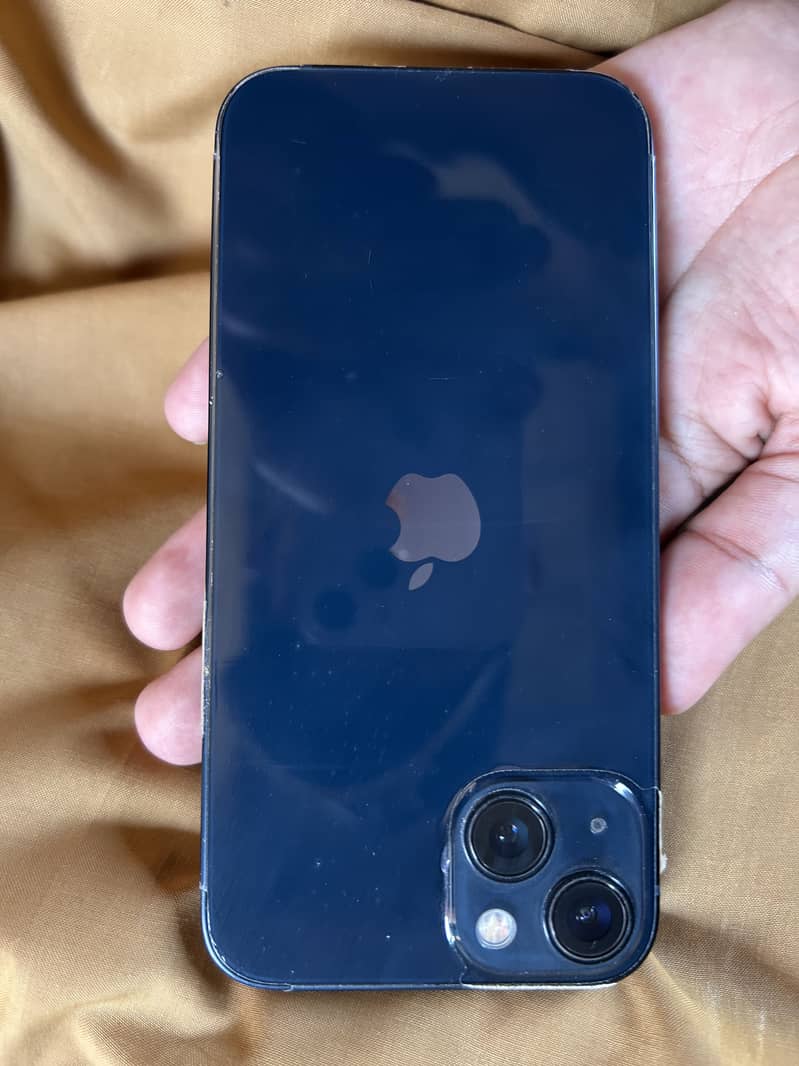 Apple iPhone 13 1