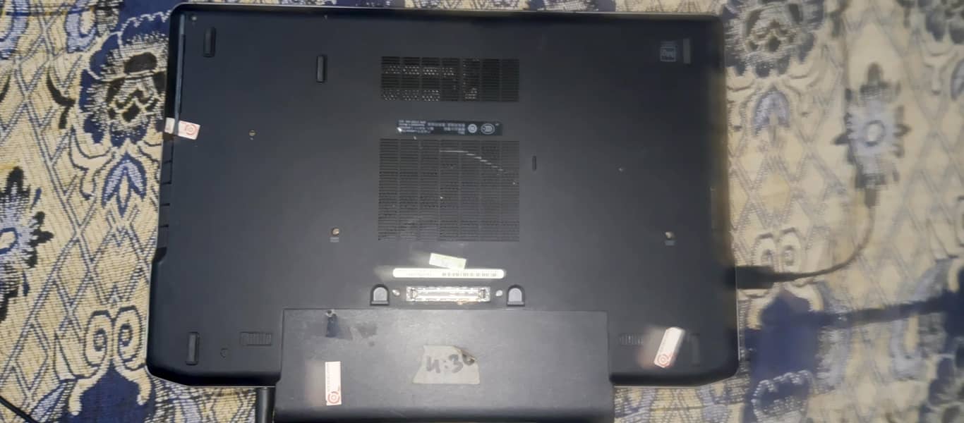 Dell. . 5