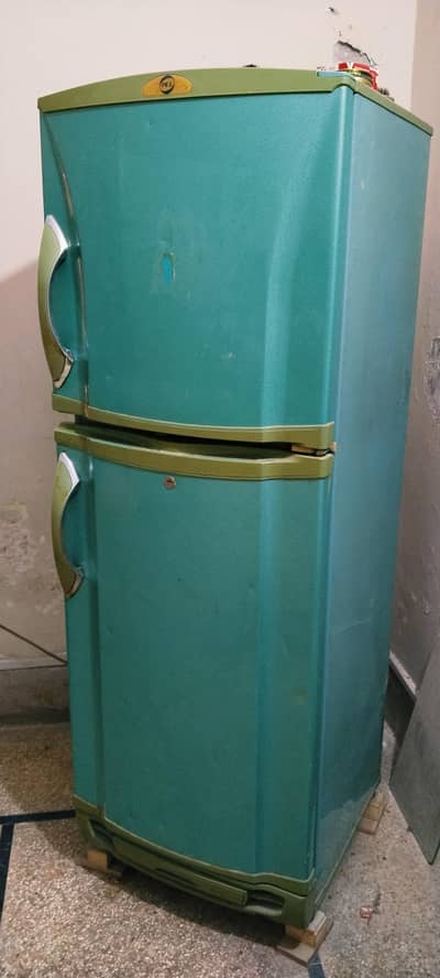 Pell fridge for sale ( non inverter)