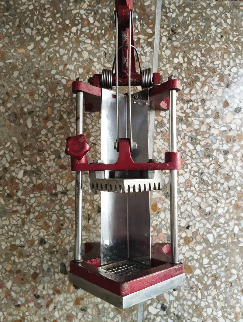 Chips machine cutting 2