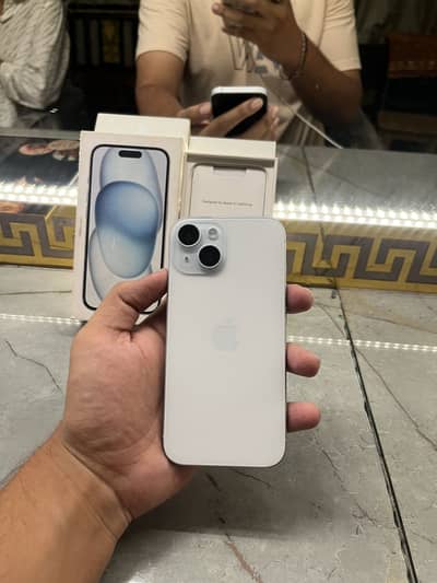 Apple iPhone 15
