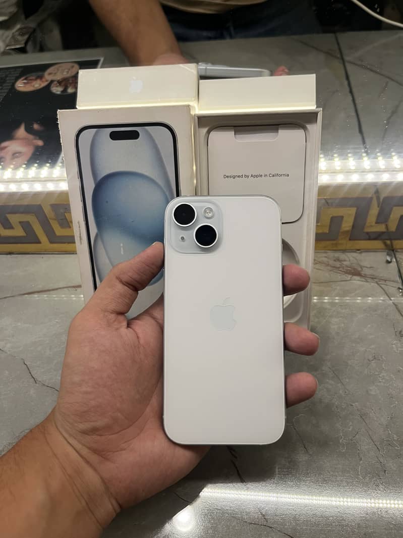 Apple iPhone 15 1