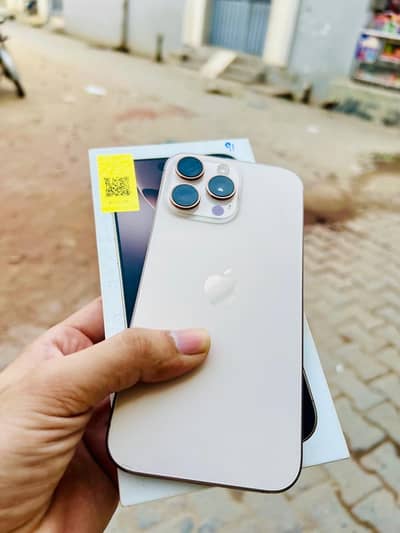 Apple iPhone 16 Pro Max