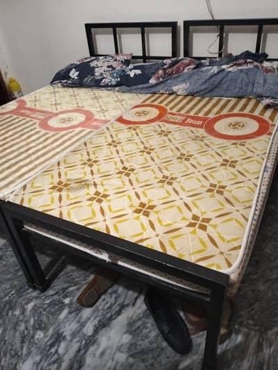 iron bed