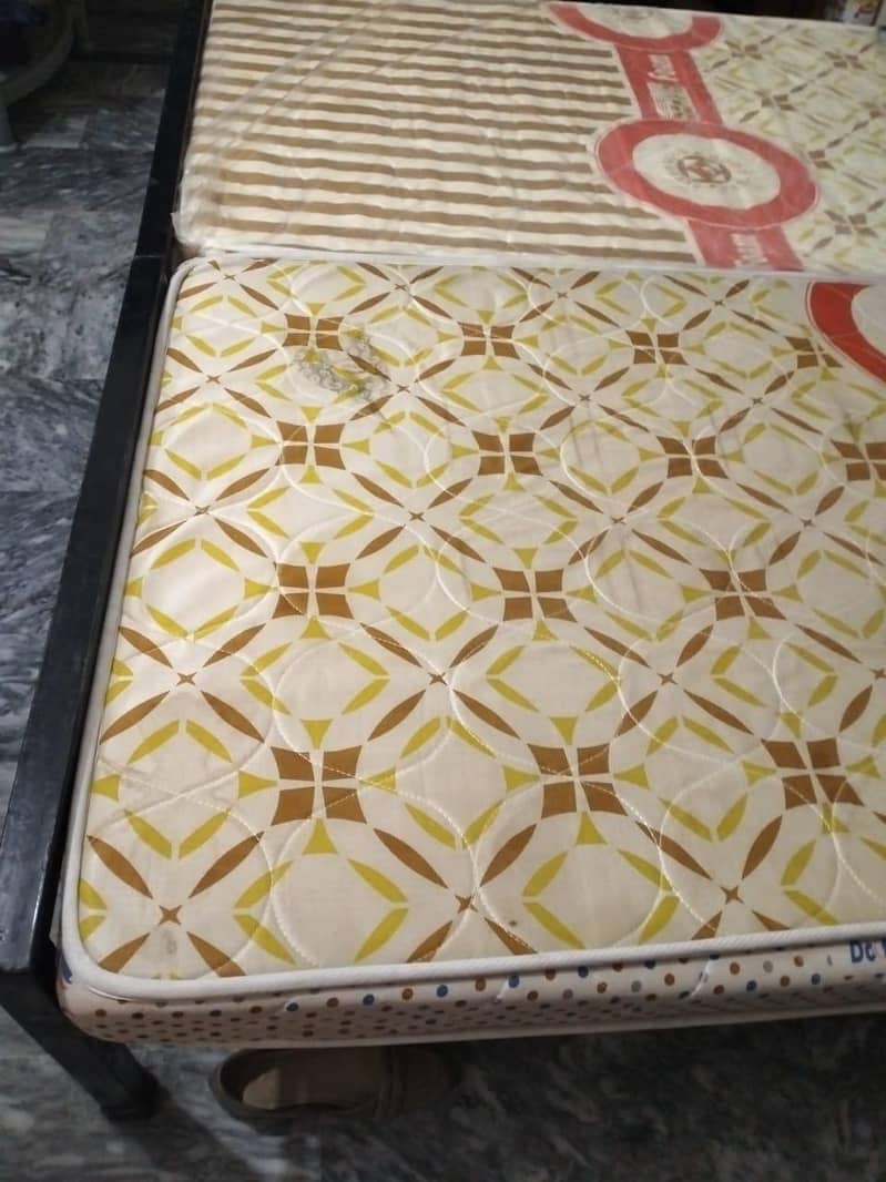 iron bed 2