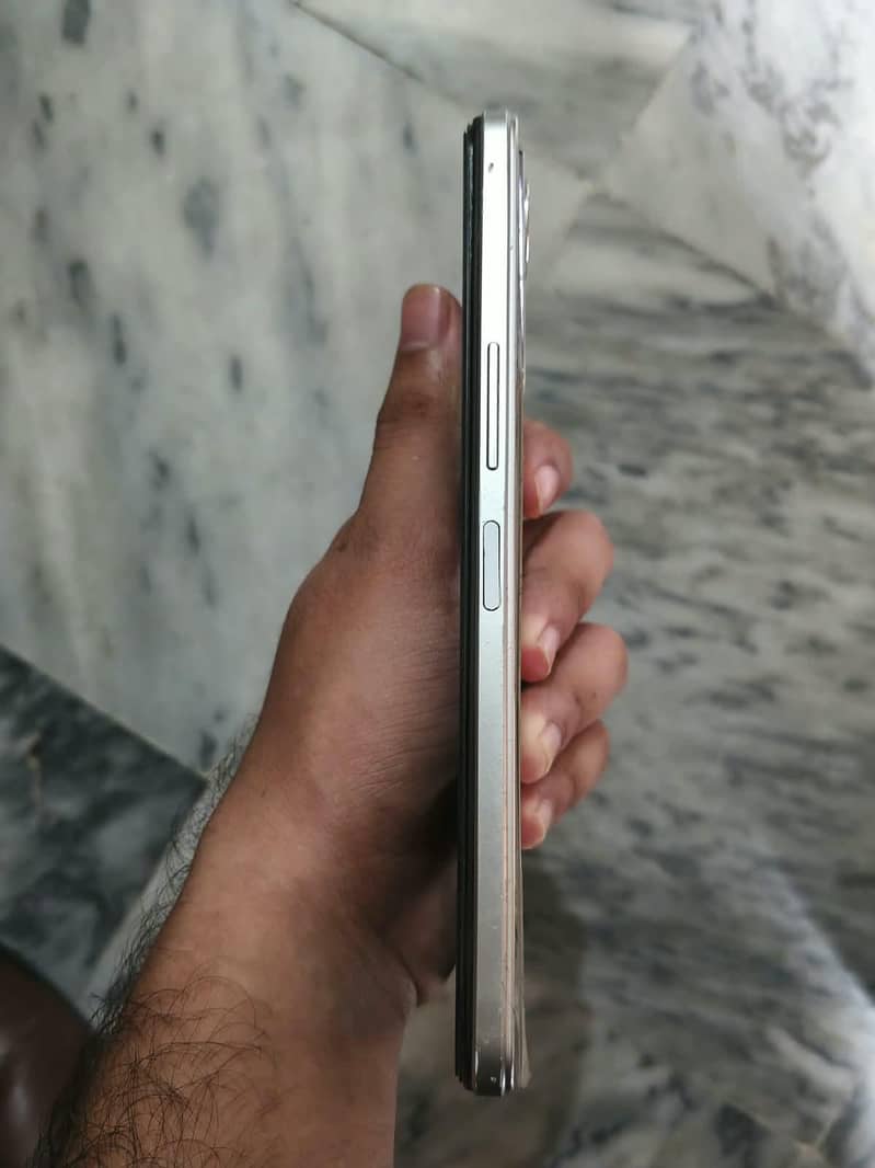 Infinix Note 11 4
