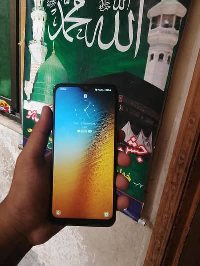 Samsung Mobile A30
