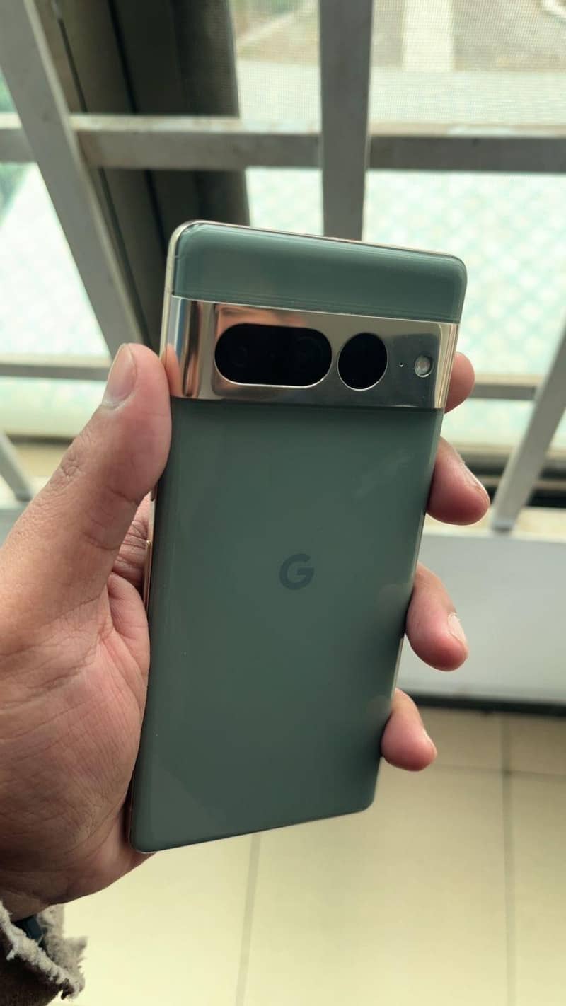 Google Pixel 7 pro 5