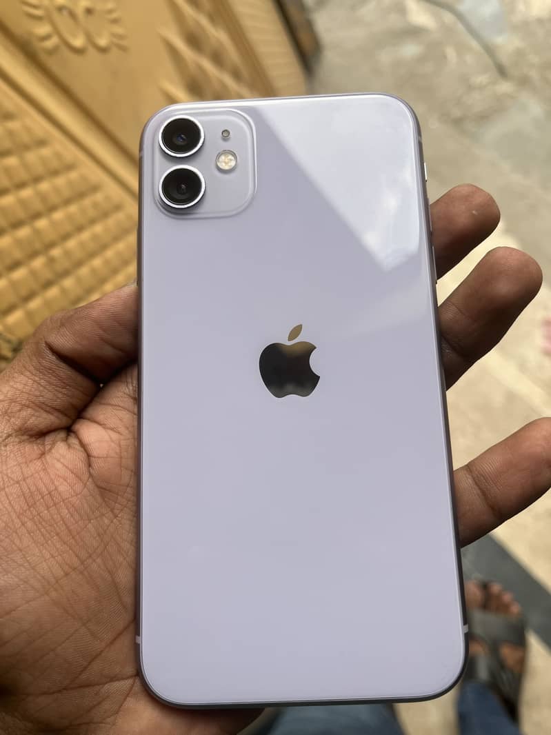 Apple iPhone 11 0