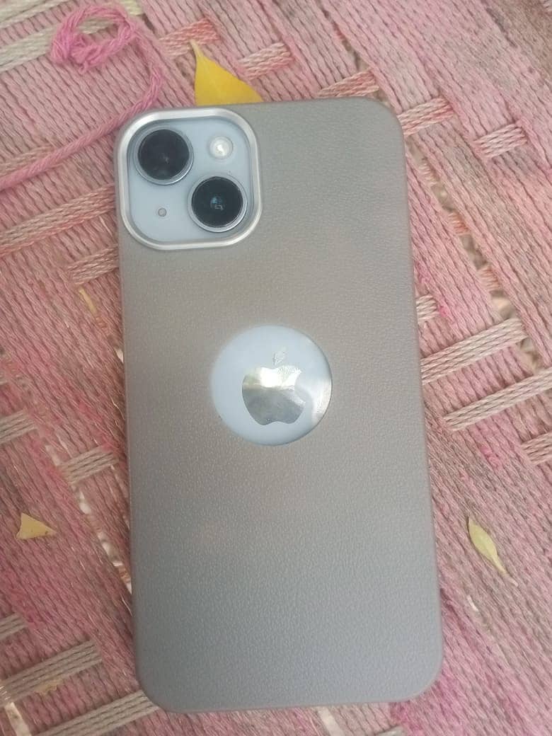 Apple iPhone 14 3