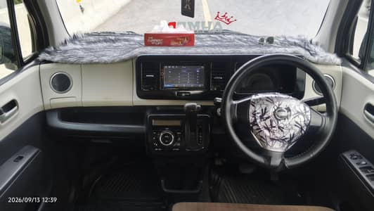 Nissan Moco 2013