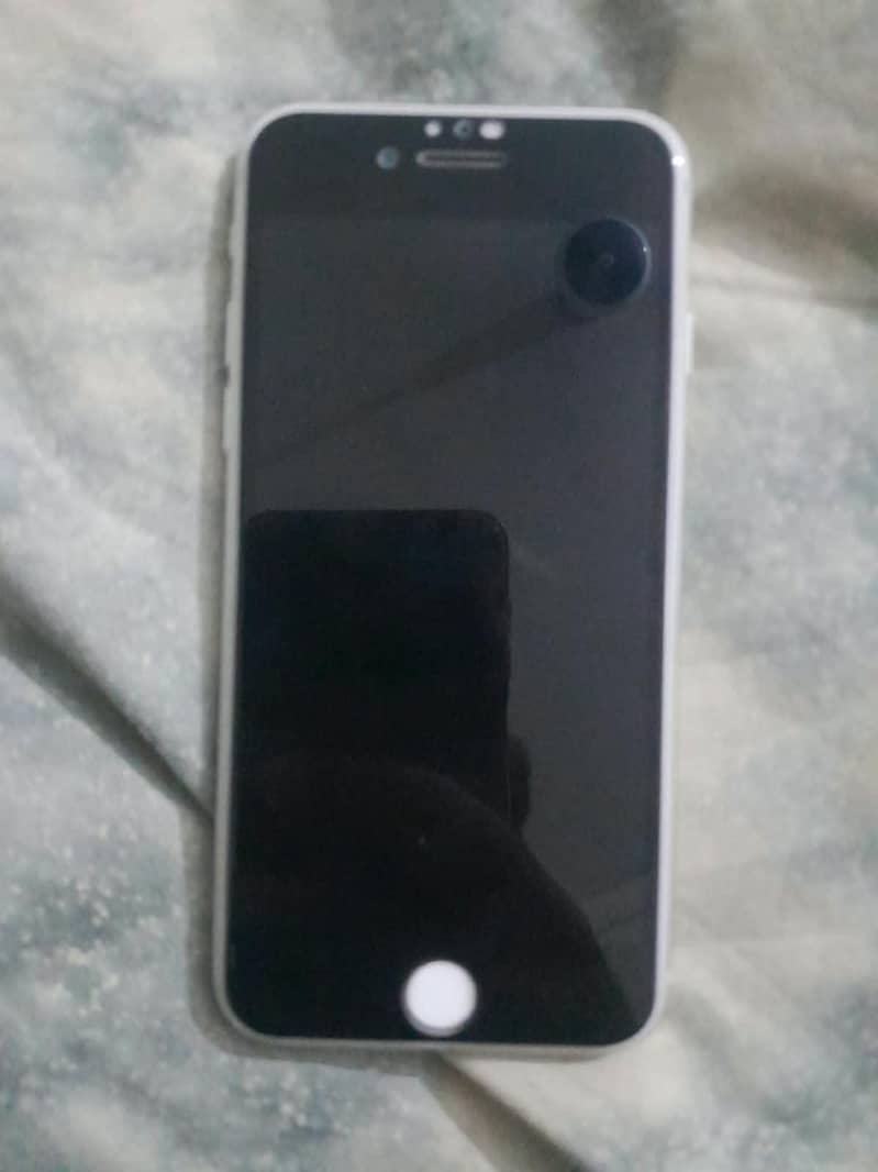 Apple iPhone 8 0