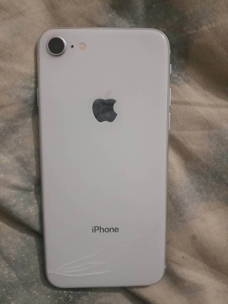 Apple iPhone 8 1
