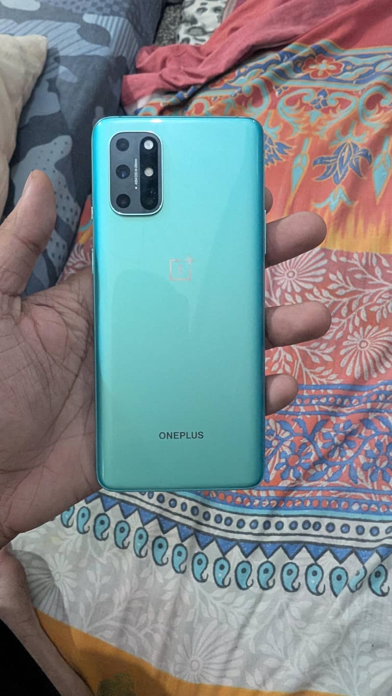 One Plus 8T 0