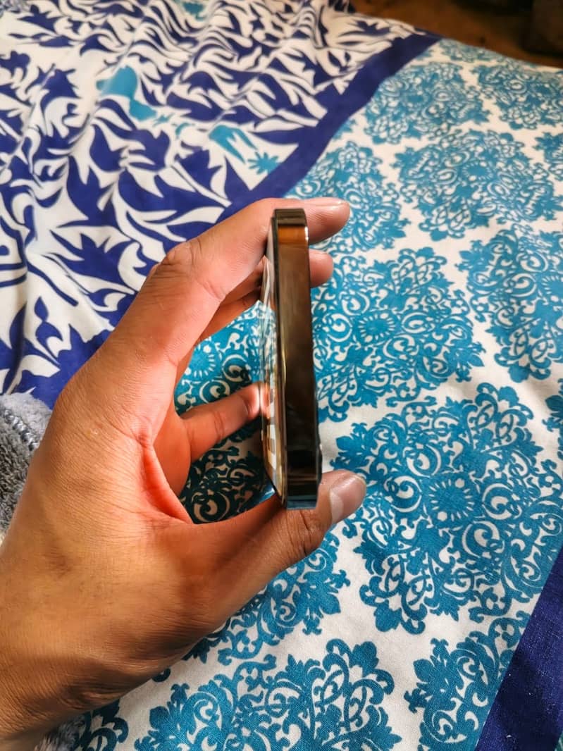 Apple iPhone 12 Pro 5