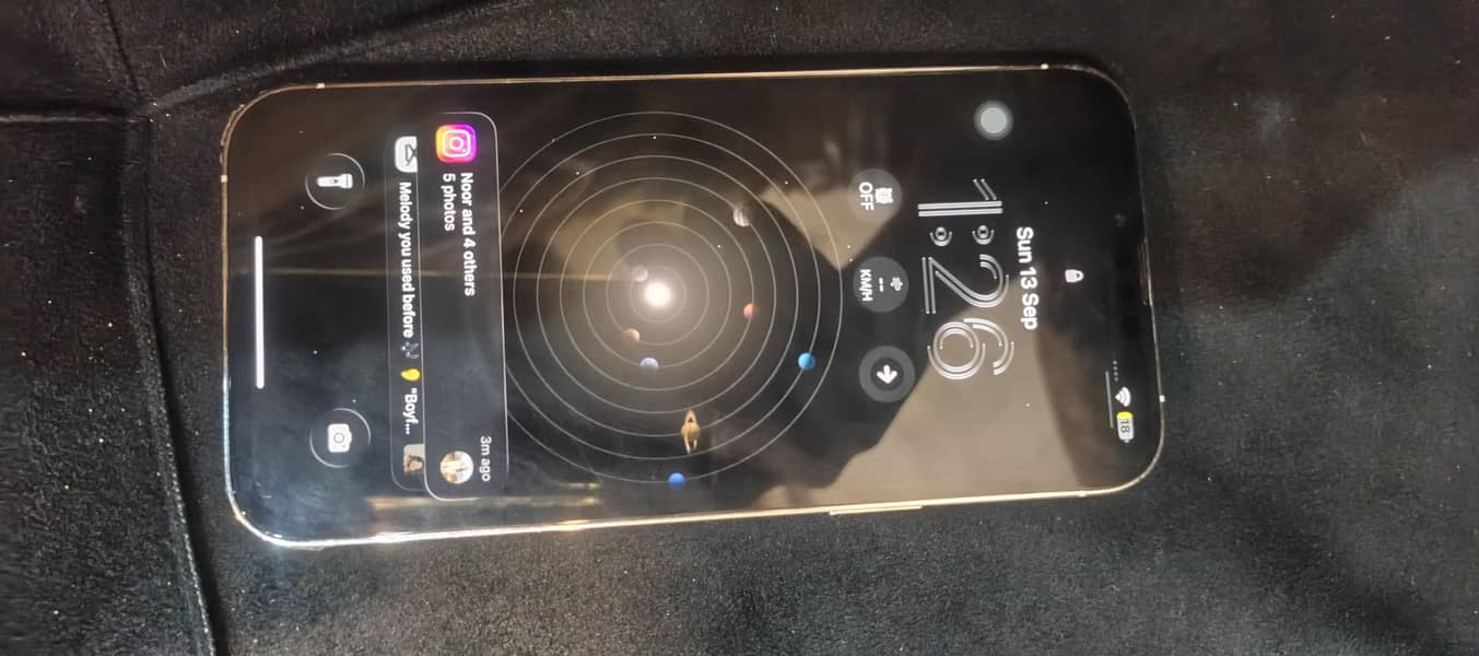 Apple iPhone 13 Pro Max 4