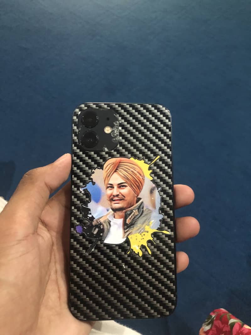 Apple iPhone 12 6