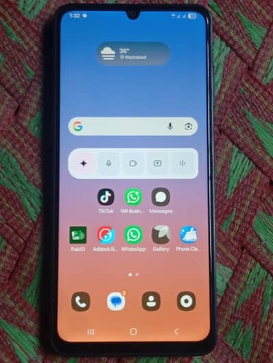 Samsung Mobile A06
