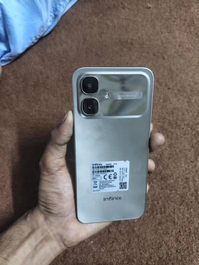 Infinix smart 20 4/64 for sale urgent