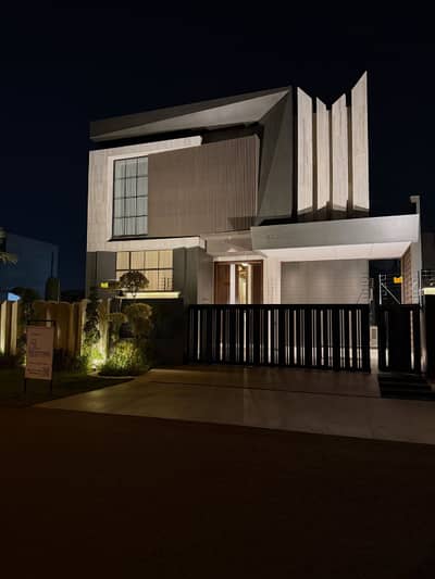 100% Original KANAL BASEMENT MAZHAR MUNIR DESIGN ULTRA MODERN FOR SALE