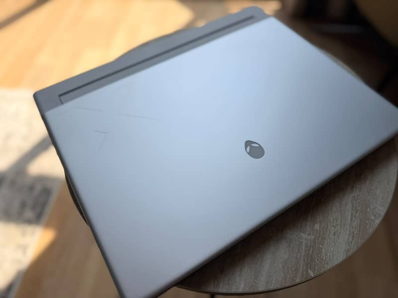 Alienware x16 r1 4