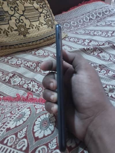 Samsung Mobile J7 Max