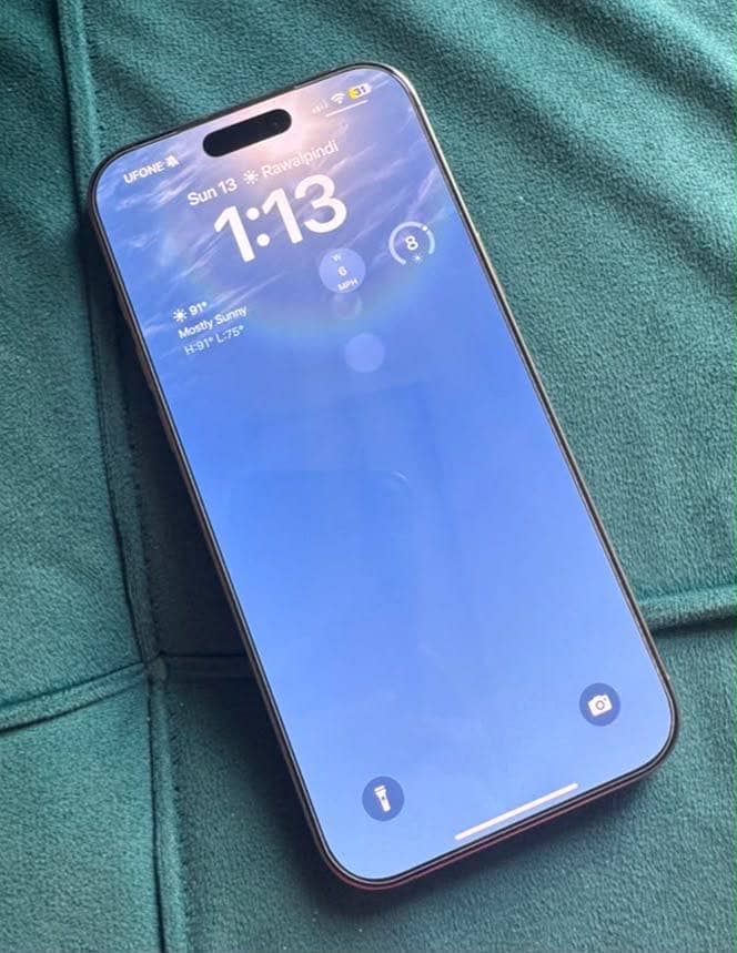 Apple iPhone 16 Pro Max 0