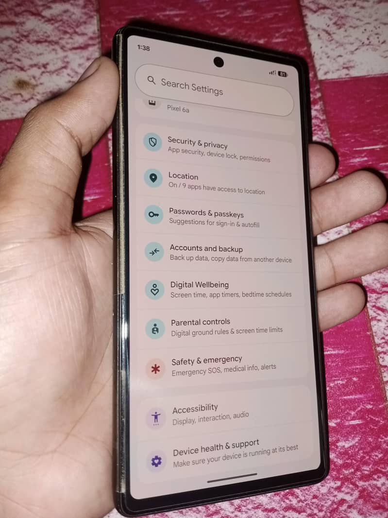 Google Pixel 6a 1