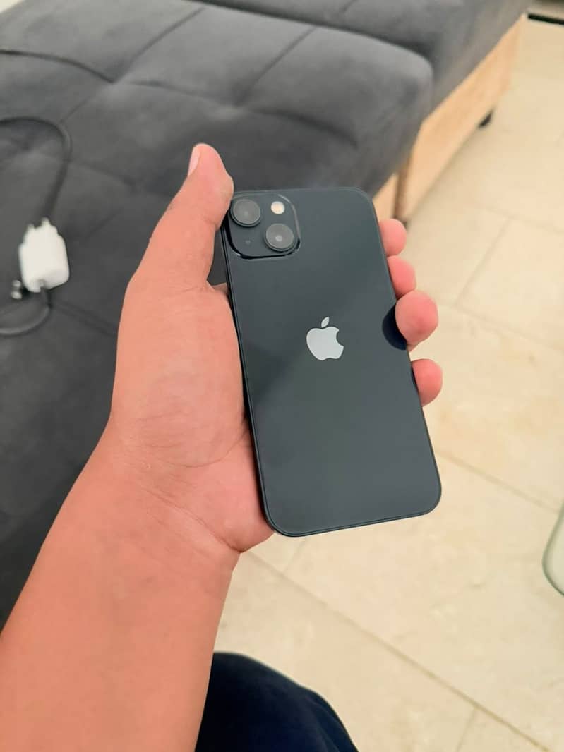 Apple iPhone 13 1