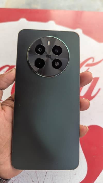 Realme 12