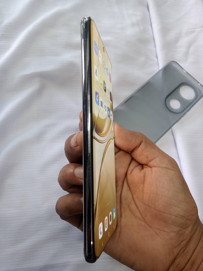 Vivo V50 2