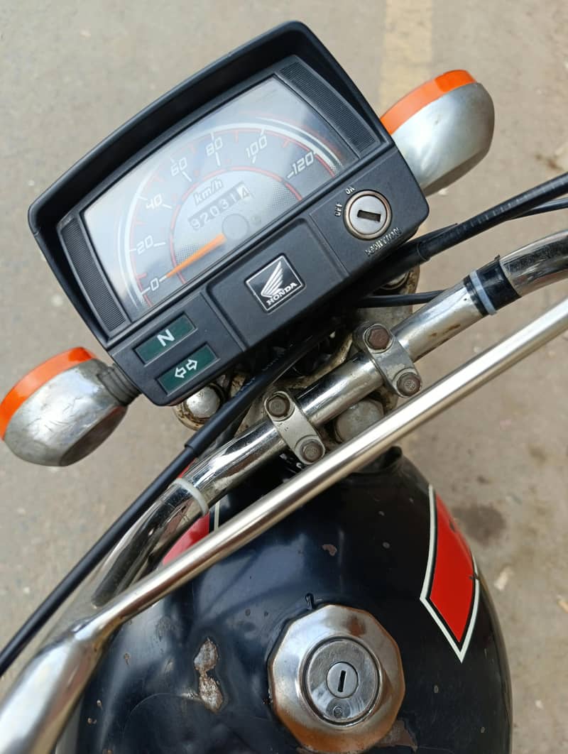 Pak Hero 70 4