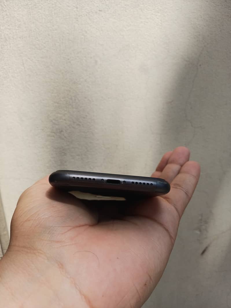 Apple iPhone 11 2