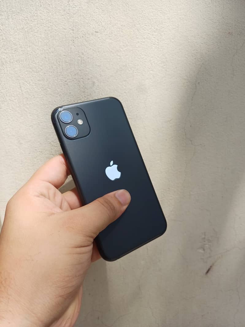 Apple iPhone 11 7