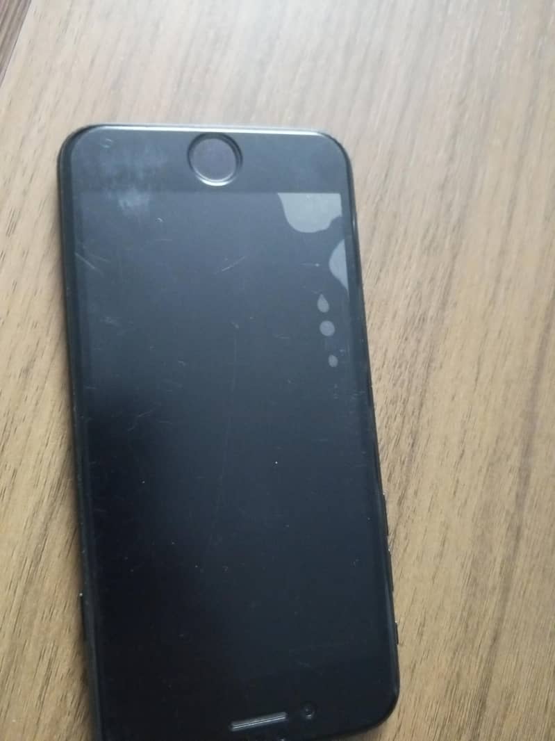 Apple iPhone SE 1