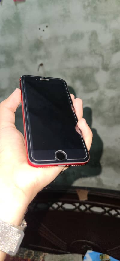 iPhone SE 2020 64GB - PTA Approved - 10/10 Condition