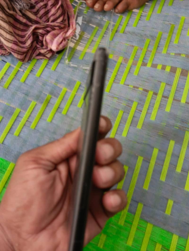 Google Pixel 6a 4