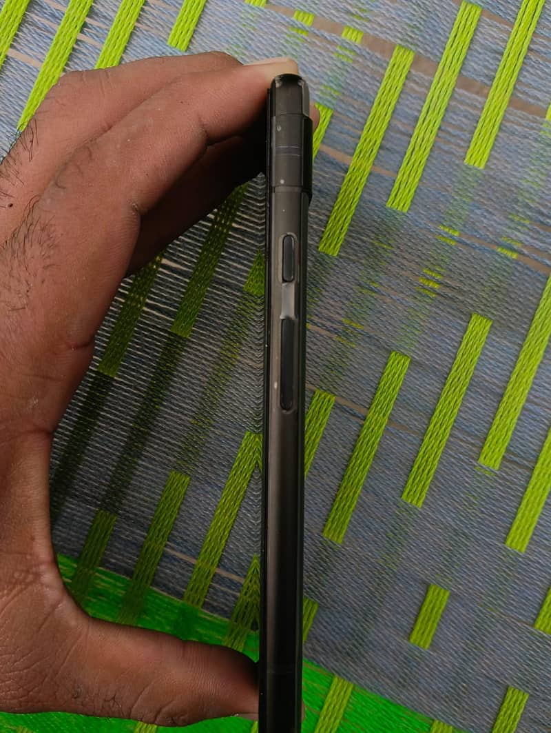 Google Pixel 6a 5