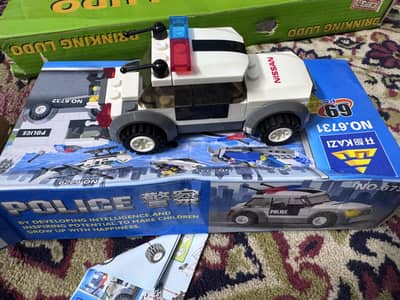 Building block cars