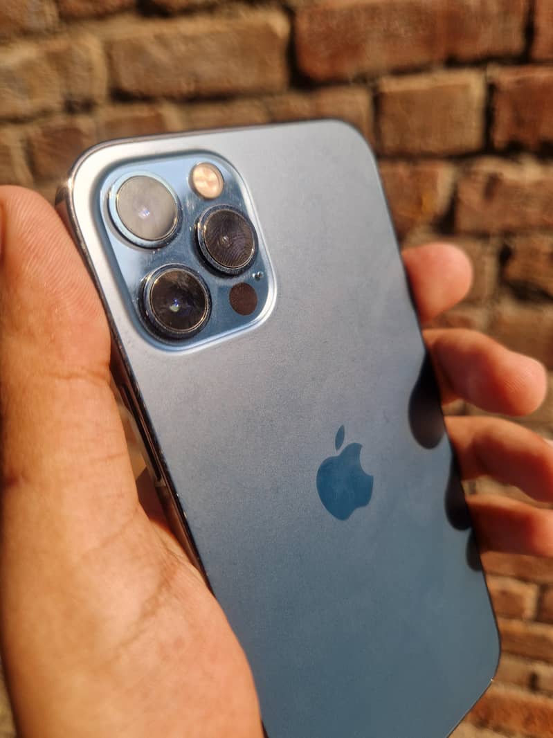 Apple iPhone 12 Pro 1