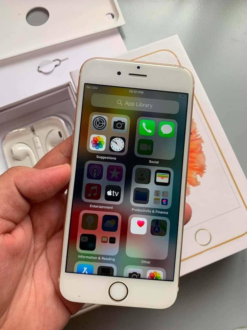 Apple iPhone 6S Plus 5