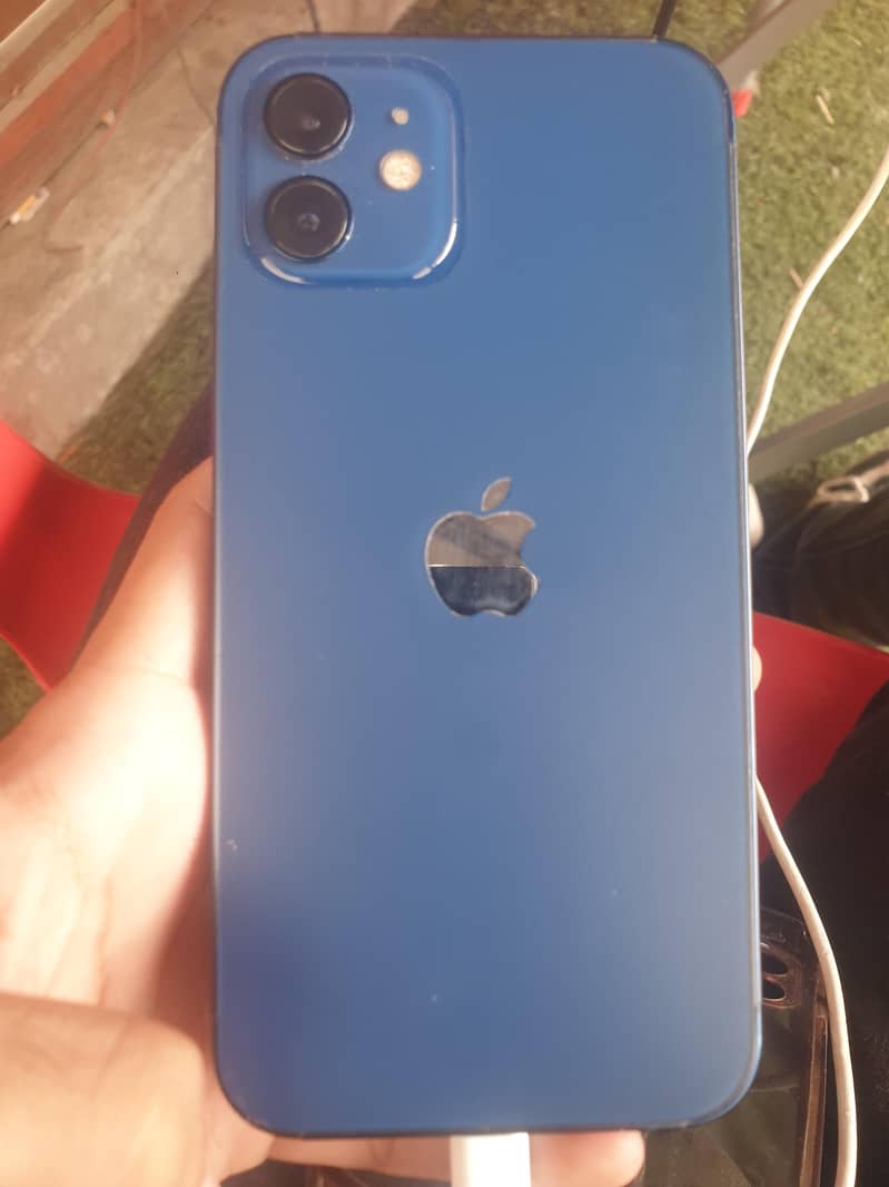 Apple iPhone 12 1