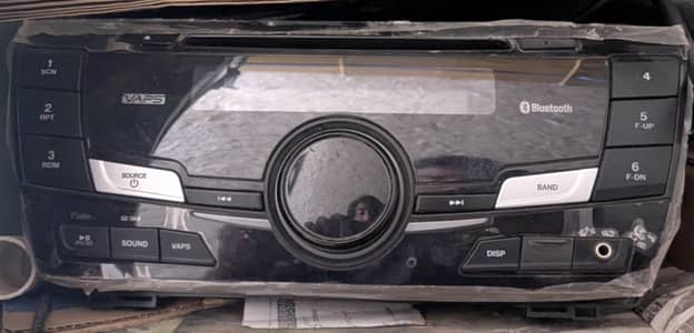 Toyota original sound system cd player Bluetooth