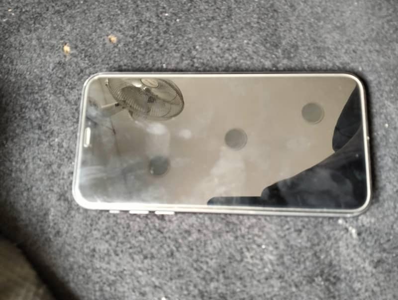 Apple iPhone 11 2