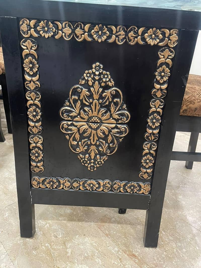 Dining table 3