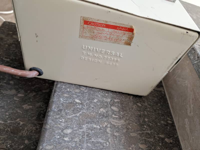 universal Voltage stablizer 5000 watt 3