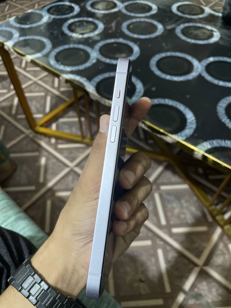 Apple iPhone 14 plus 0