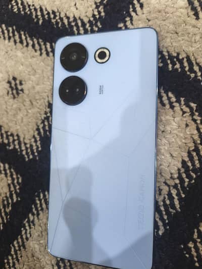 Tecno CAMON 20