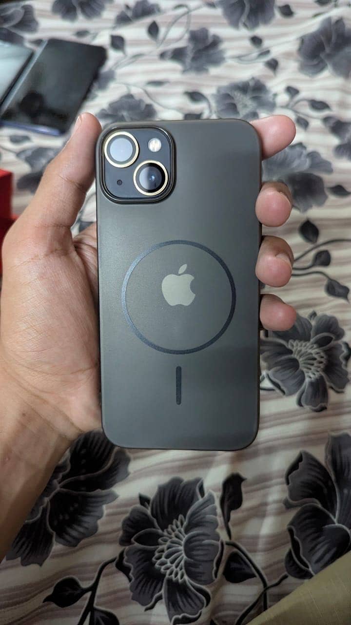 Apple iPhone 13 3
