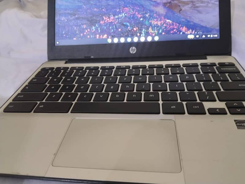 CHROME BOOK 11